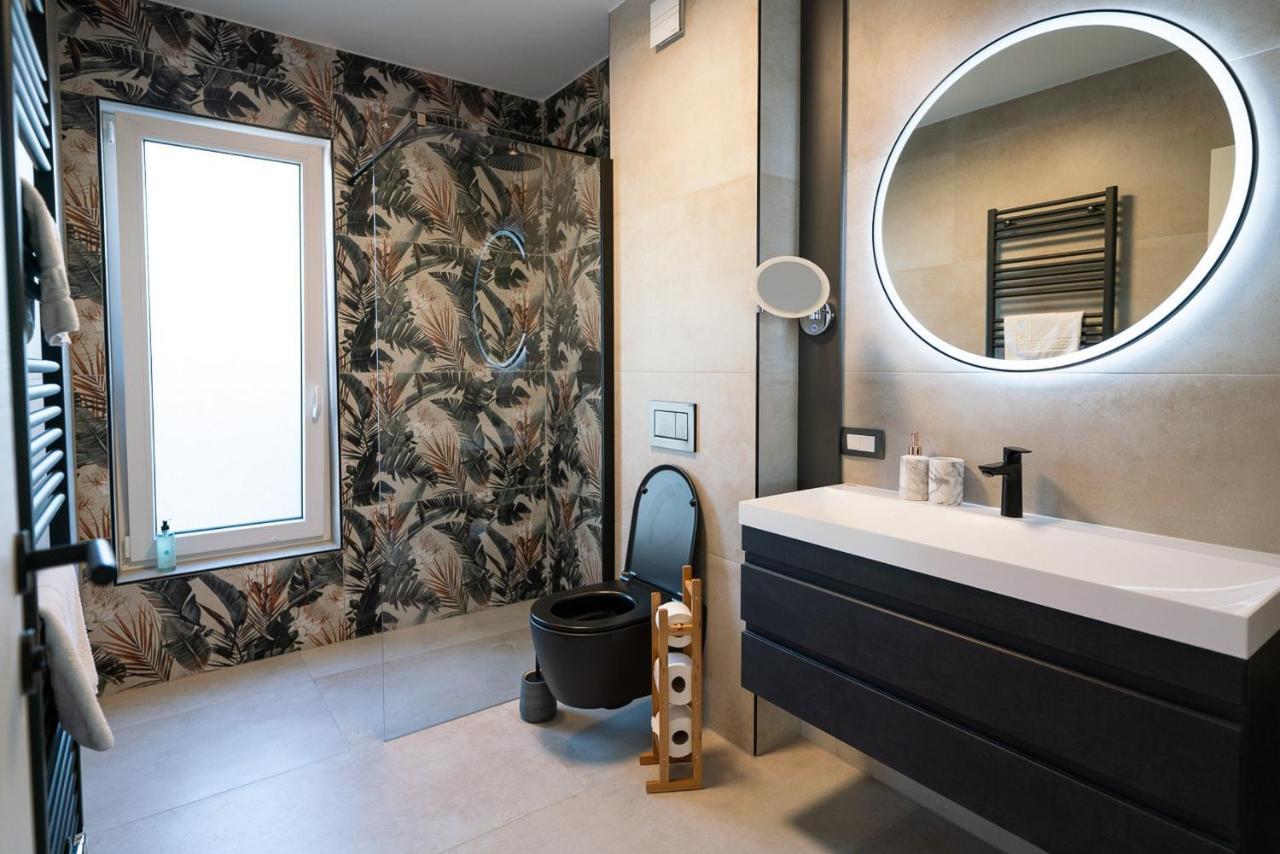 Apartments Kras 24 With Pool Sezana Ngoại thất bức ảnh
