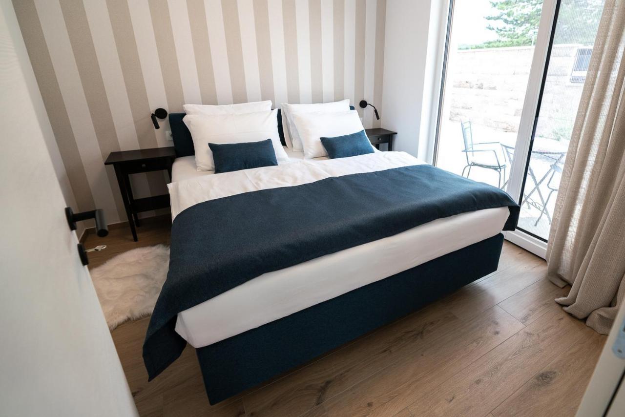 Apartments Kras 24 With Pool Sezana Ngoại thất bức ảnh