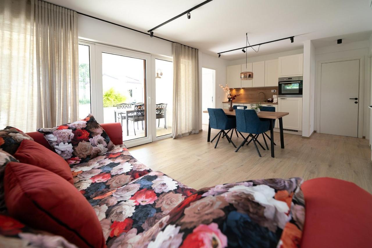 Apartments Kras 24 With Pool Sezana Ngoại thất bức ảnh