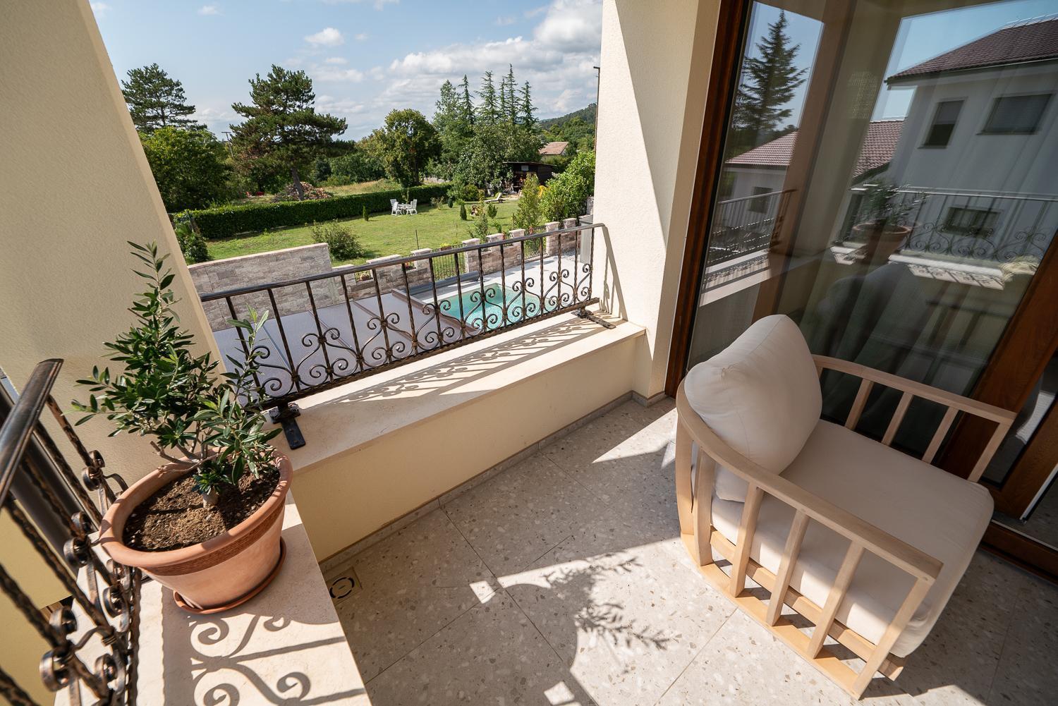 Apartments Kras 24 With Pool Sezana Ngoại thất bức ảnh